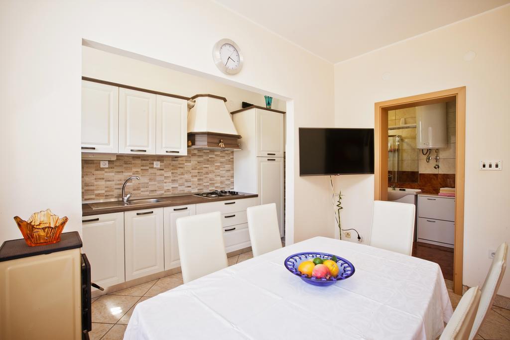 Villa Stana Vinisce Luaran gambar