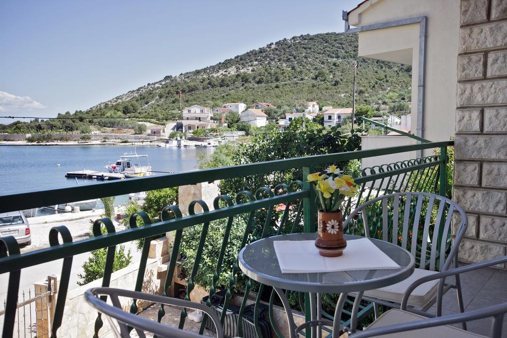Villa Stana Vinisce Luaran gambar
