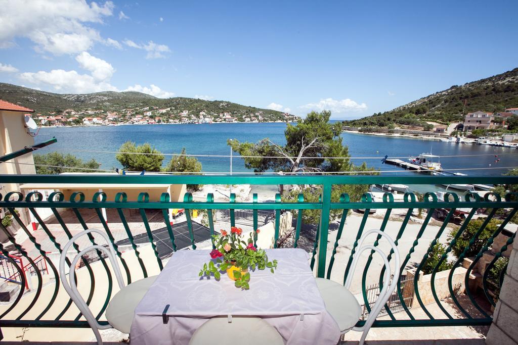 Villa Stana Vinisce Luaran gambar